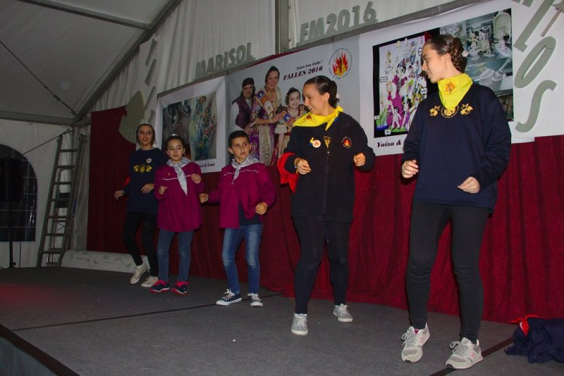 Juegos infantiles y cucañas