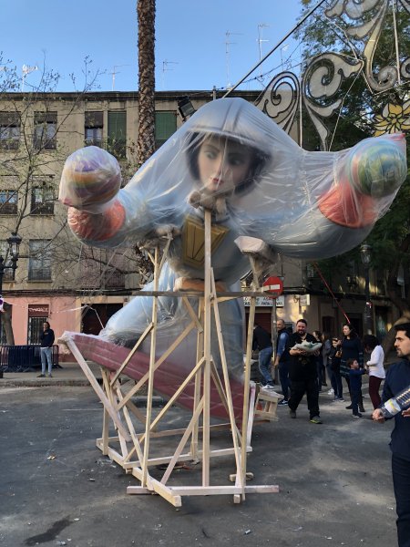 Empiezan a llegar las primeras piezas de nuestra falla