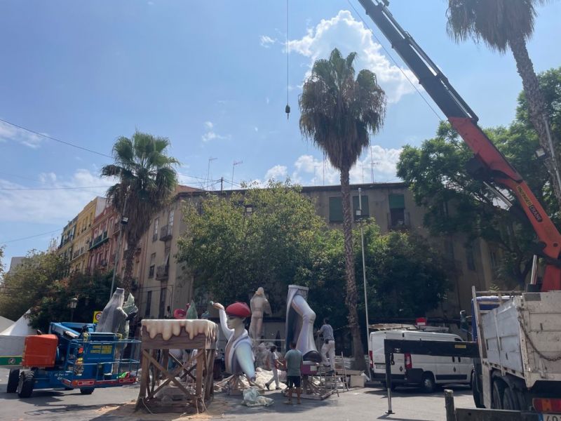 Zona fallera en construcción