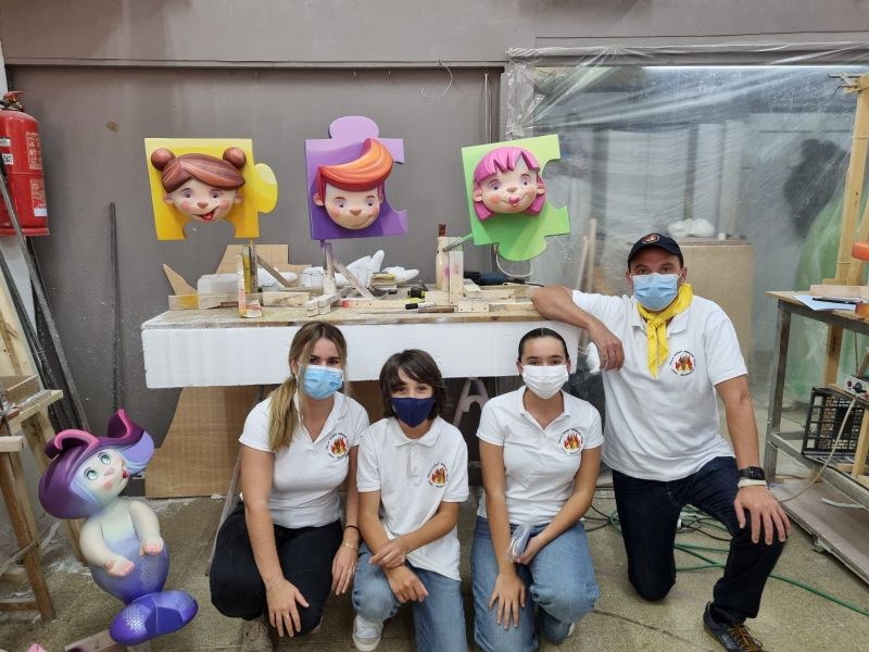 VISITA LA FALLA INFANTIL 2022: «Canvis”