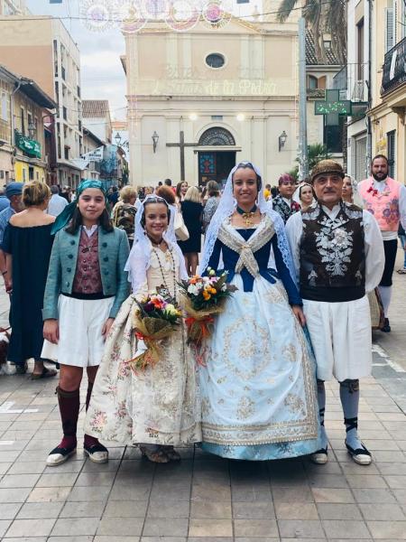 Carla, Ximo, María y Luis procesión Benimaclet